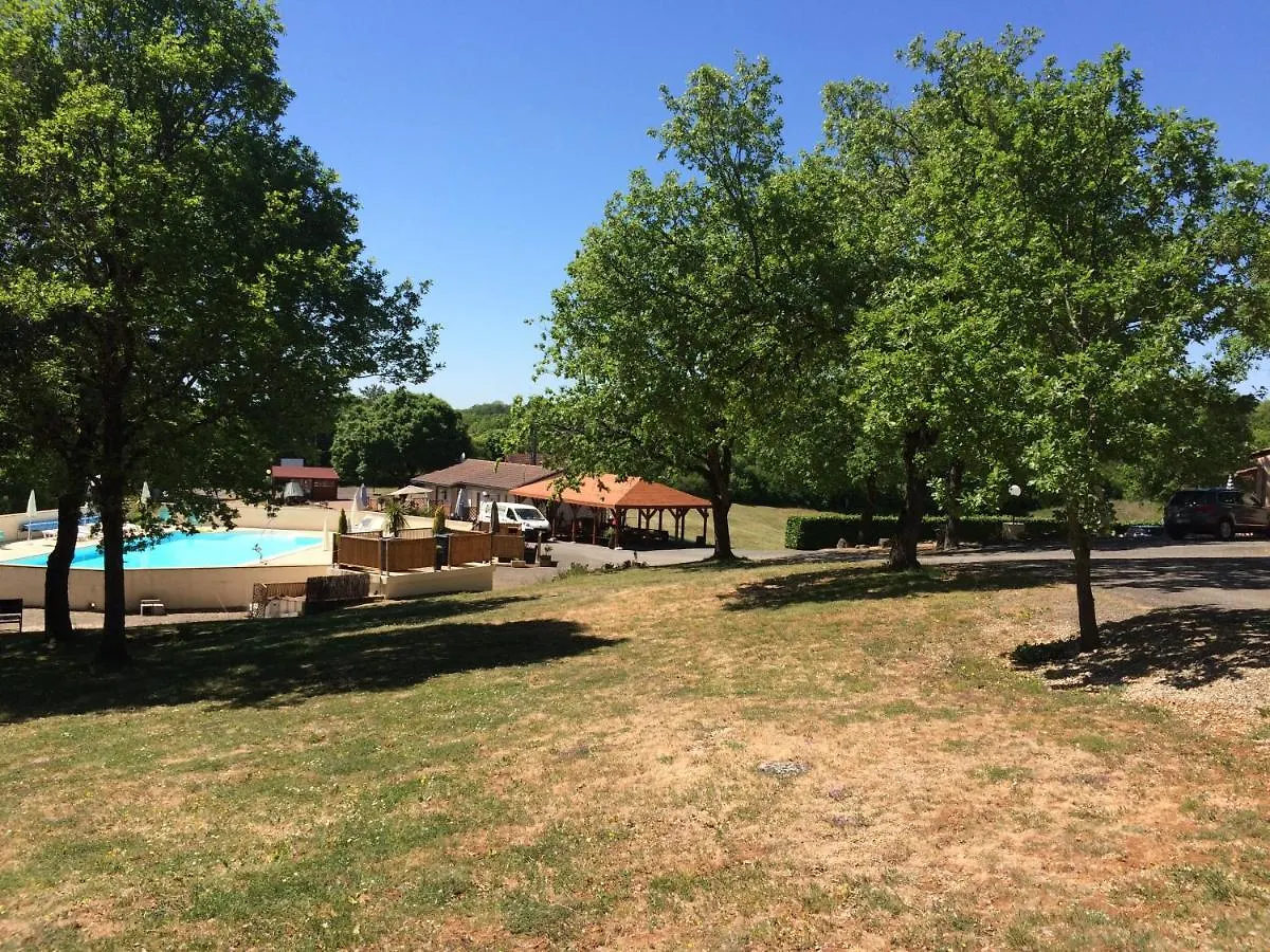 Les Sentiers Du Causse Hotel Lentillac du Causse Holiday park